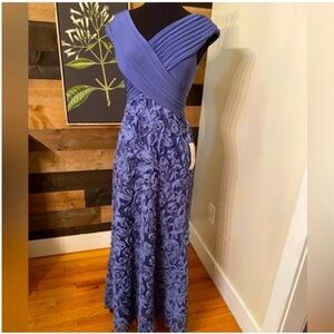 Patra NEW sleeveless gown cornflower blue ruching appliqué floral skirting 6